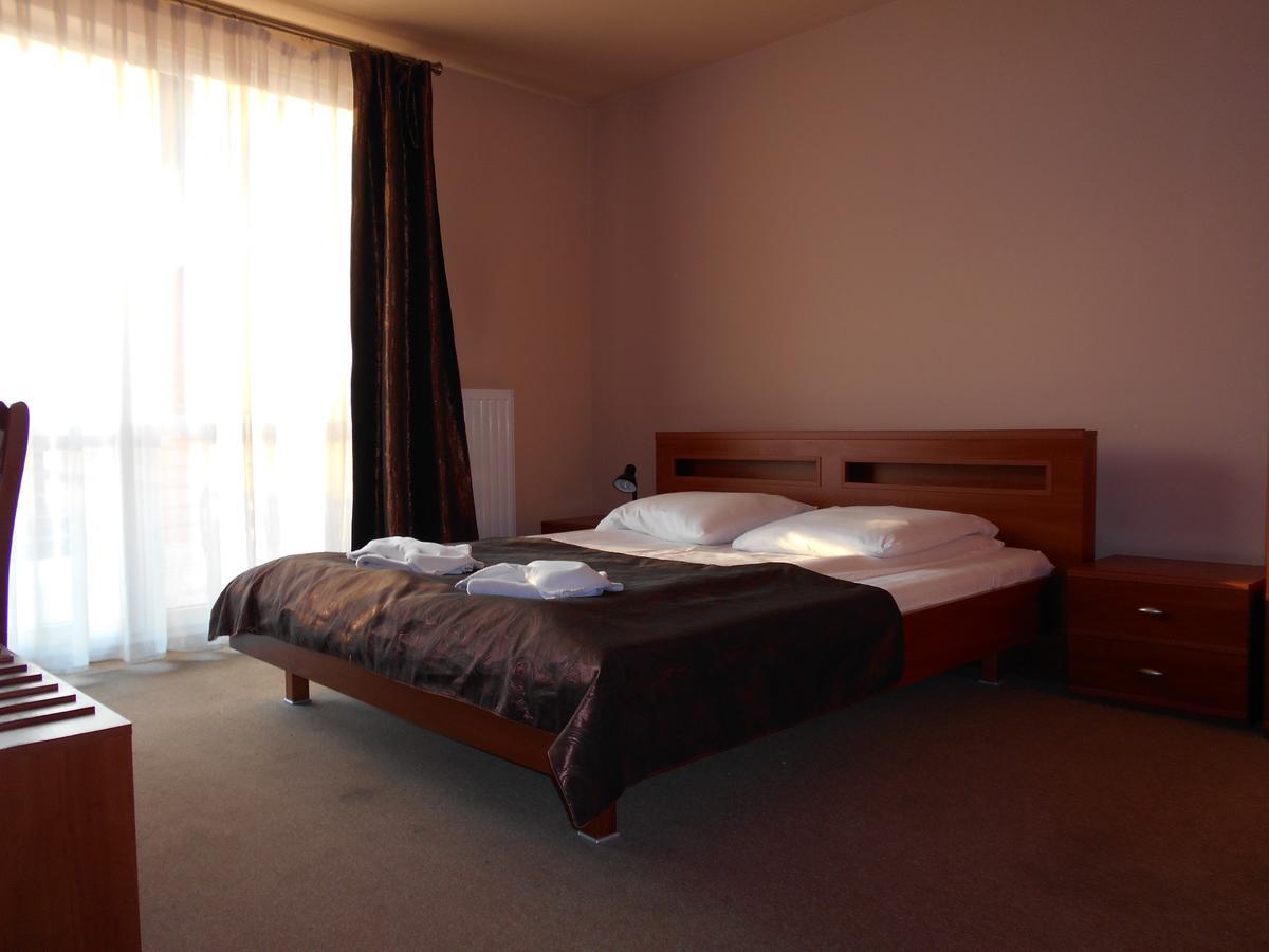 Hotel Astor Radom Exterior foto